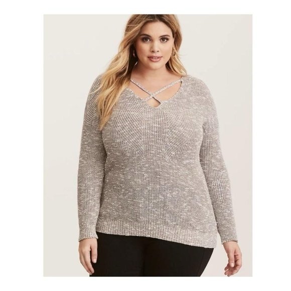 Torrid Women's V-Neck Gray Sweater - Picture 6 of 8